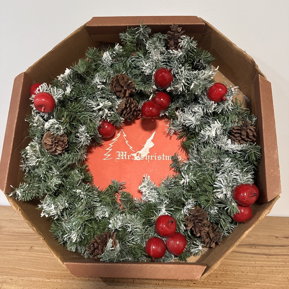 Vintage 18" Mr Christmas Apples & Pine Cones Christmas Wreath Faux Pine